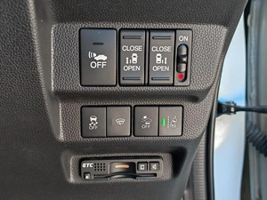 Минивэн Honda Freed+ 2019 года, 1930000 рублей, Краснодар
