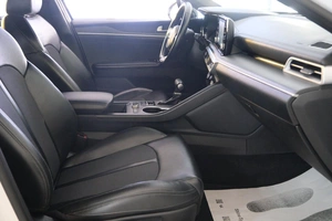 Седан Kia K5 2020 года, 2369000 рублей, Омск