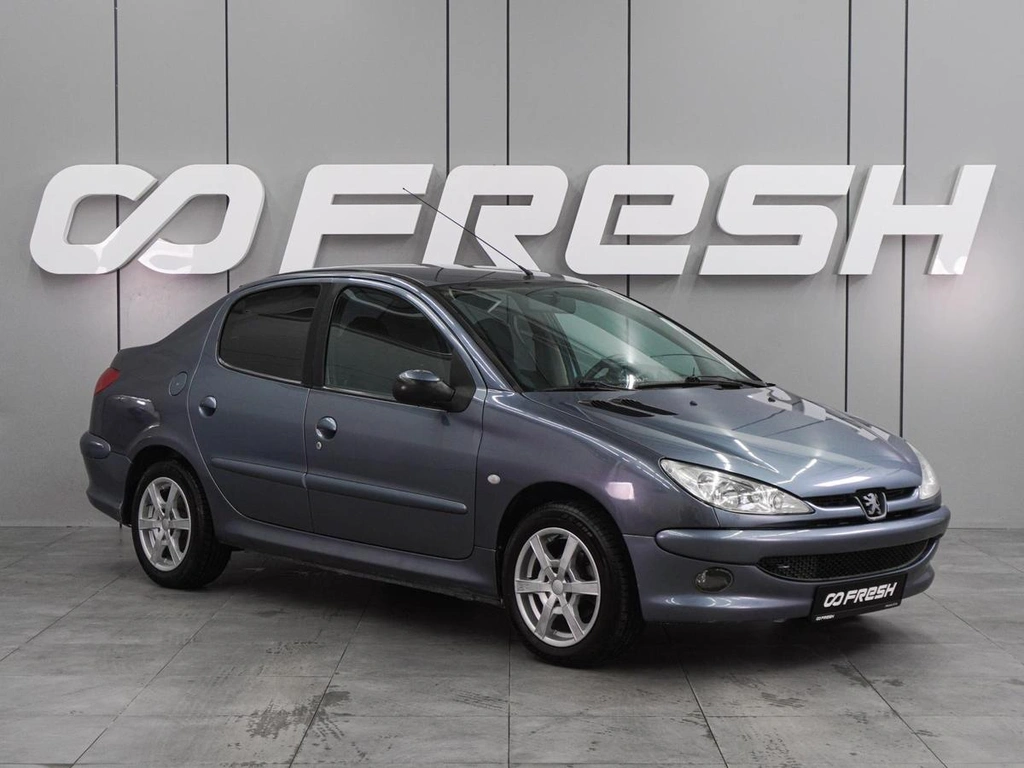 Седан Peugeot 206 2008 года, 265000 рублей, Воронеж