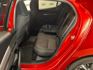 Хетчбэк Mazda 3 2019 года, 1445000 рублей, Красноярск