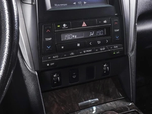 Седан Toyota Camry 2015 года, 2000000 рублей, Ростов-на-Дону