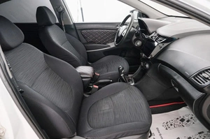 Седан Hyundai Solaris 2016 года, 699000 рублей, Красноярск