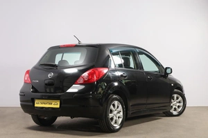 Хетчбэк Nissan Tiida 2012 года, 829000 рублей, Новосибирск
