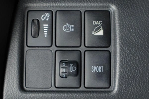 Внедорожник Toyota RAV4 2012 года, 1729000 рублей, Тюмень