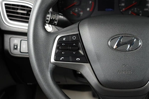 Седан Hyundai Solaris 2020 года, 1599000 рублей, Тюмень