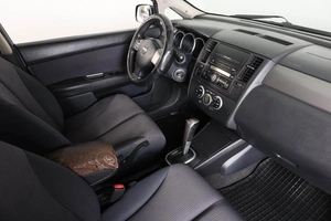 Хетчбэк Nissan Tiida 2007 года, 649000 рублей, Пермь