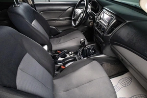 Пикап Mitsubishi L200 2017 года, 2459000 рублей, Сургут