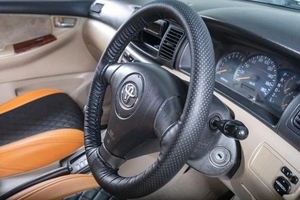 Хетчбэк Toyota Corolla Runx 2002 года, 589000 рублей, Томск
