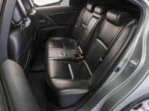 Седан Toyota Avensis 2009 года, 1019000 рублей, Тюмень