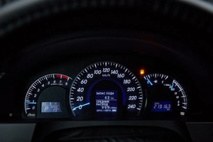 Седан Toyota Camry 2012 года, 1537000 рублей, Красноярск