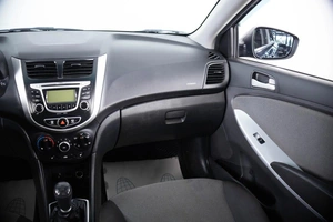 Седан Hyundai Solaris 2014 года, 689000 рублей, Пермь