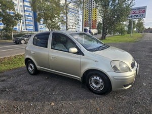 Хетчбэк Toyota Vitz 2002 года, 280000 рублей, Красноярск