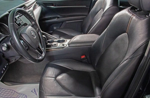 Седан Toyota Camry 2019 года, 2859000 рублей, Сургут