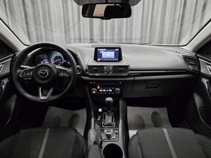 Седан Mazda 3 2018 года, 1349000 рублей, Красноярск