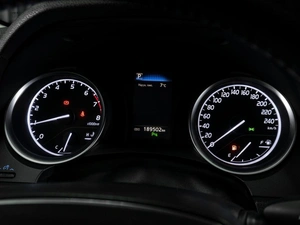 Седан Toyota Camry 2019 года, 2499000 рублей, Тюмень