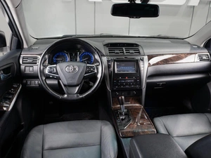 Седан Toyota Camry 2015 года, 2199000 рублей, Тюмень