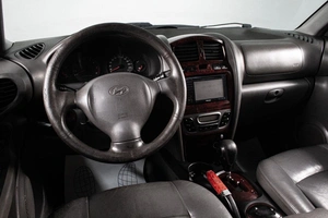Внедорожник Hyundai Santa Fe 2004 года, 399000 рублей, Сургут