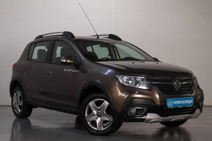 Хетчбэк Renault Sandero Stepway 2020 года, 999000 рублей, Челябинск