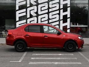 Седан Renault Logan 2015 года, 665000 рублей, Волгоград