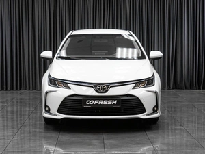 Седан Toyota Corolla 2019 года, 1799000 рублей, Тюмень