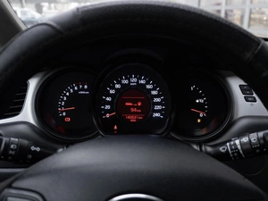 Универсал Kia Ceed 2014 года, 975000 рублей, Санкт-Петербург