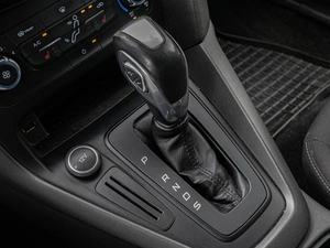 Хетчбэк Ford Focus 2015 года, 950000 рублей, Краснодар