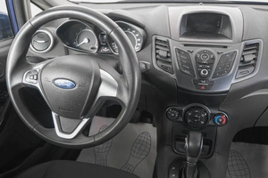 Хетчбэк Ford Fiesta 2016 года, 669000 рублей, Кемерово