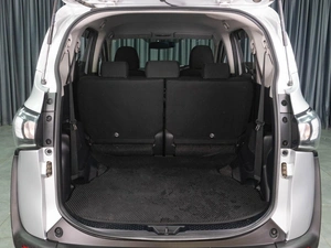Минивэн Toyota Sienta 2019 года, 1569000 рублей, Тюмень