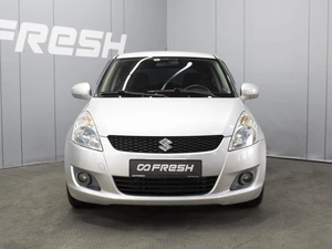 Хетчбэк Suzuki Swift 2011 года, 710000 рублей, Омск