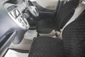 Хетчбэк Toyota Ractis 2005 года, 659000 рублей, Кемерово