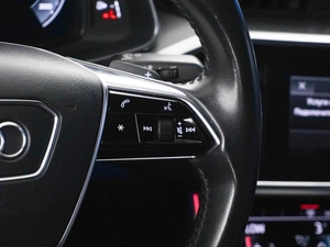 Седан Audi A6 2018 года, 3999785 рублей, Москва