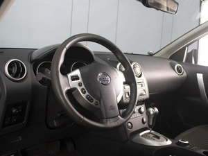 Внедорожник Nissan Qashqai+2 2008 года, 980000 рублей, Омск