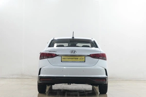 Седан Hyundai Solaris 2021 года, 1659000 рублей, Новокузнецк