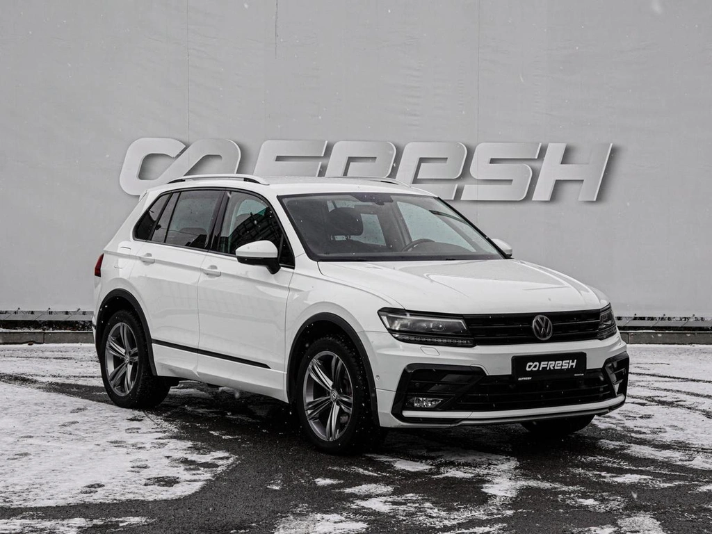 Внедорожник Volkswagen Tiguan 2018 года, 2449000 рублей, Волгоград