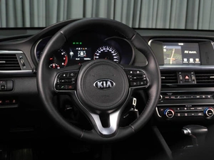 Седан Kia Optima 2017 года, 1683070 рублей, Тюмень