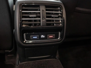 Седан Volkswagen Passat 2017 года, 1887070 рублей, Краснодар