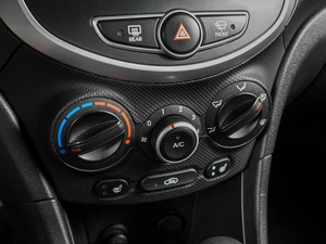 Седан Hyundai Solaris 2012 года, 834000 рублей, Воронеж