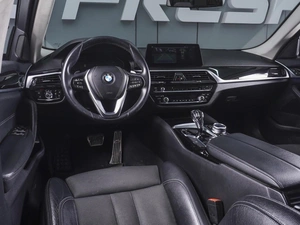 Седан BMW 5 серия 2019 года, 3400000 рублей, Ростов-на-Дону