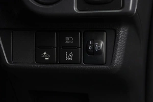 Универсал Toyota Corolla Fielder 2019 года, 1730000 рублей, Омск