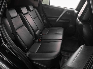 Внедорожник Toyota RAV4 2017 года, 2339000 рублей, Тюмень