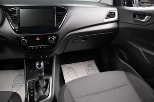 Седан Hyundai Solaris 2019 года, 1359000 рублей, Оренбург