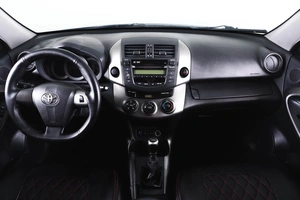 Внедорожник Toyota RAV4 2012 года, 949000 рублей, Пермь