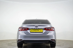 Седан Toyota Camry 2018 года, 2009000 рублей, Оренбург