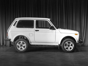 Внедорожник ВАЗ (LADA) Niva Legend 2024 года, 899000 рублей, Тюмень