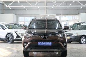 Внедорожник Toyota RAV4 2018 года, 2599000 рублей, Омск