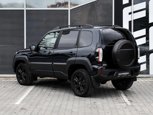 Внедорожник ВАЗ (LADA) Niva Travel 2023 года, 1030000 рублей, Краснодар