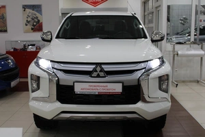Пикап Mitsubishi L200 2022 года, 3850000 рублей, Красноярск