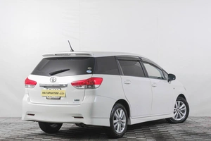 Минивэн Toyota Wish 2010 года, 1299000 рублей, Кемерово