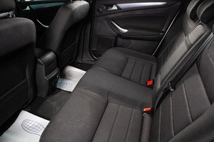 Седан Ford Mondeo 2012 года, 989000 рублей, Сургут