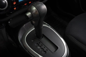 Внедорожник Nissan Juke 2013 года, 1090000 рублей, Омск